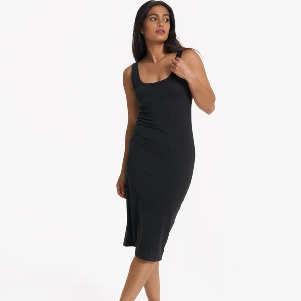 Halo Essential Dress Size Small